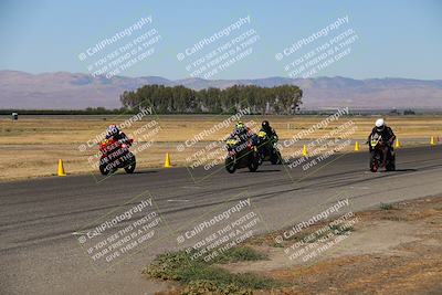 media/Aug-13-2023-CRA (Sun) [[1cfc37a6fb]]/Race 4 400 Superbike/Grid Shots/